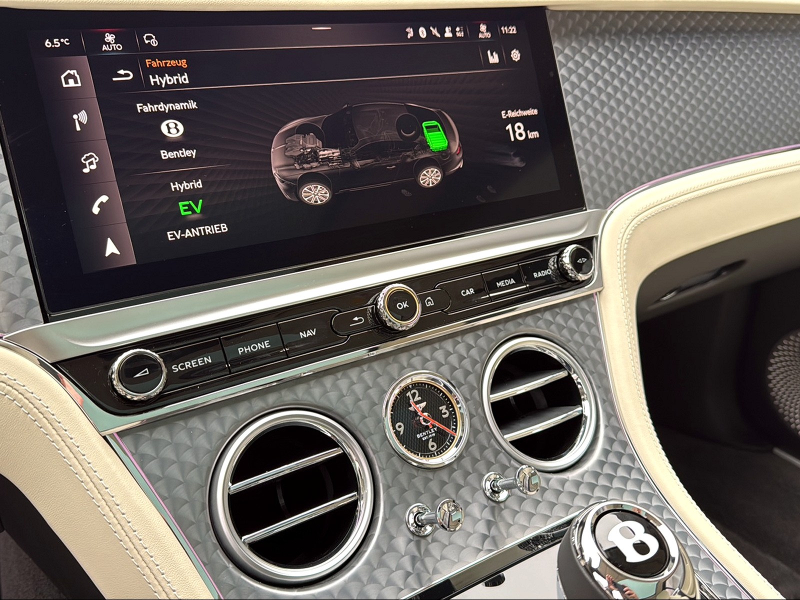 BENTLEY Continental GT V8 Hybrid-image-14