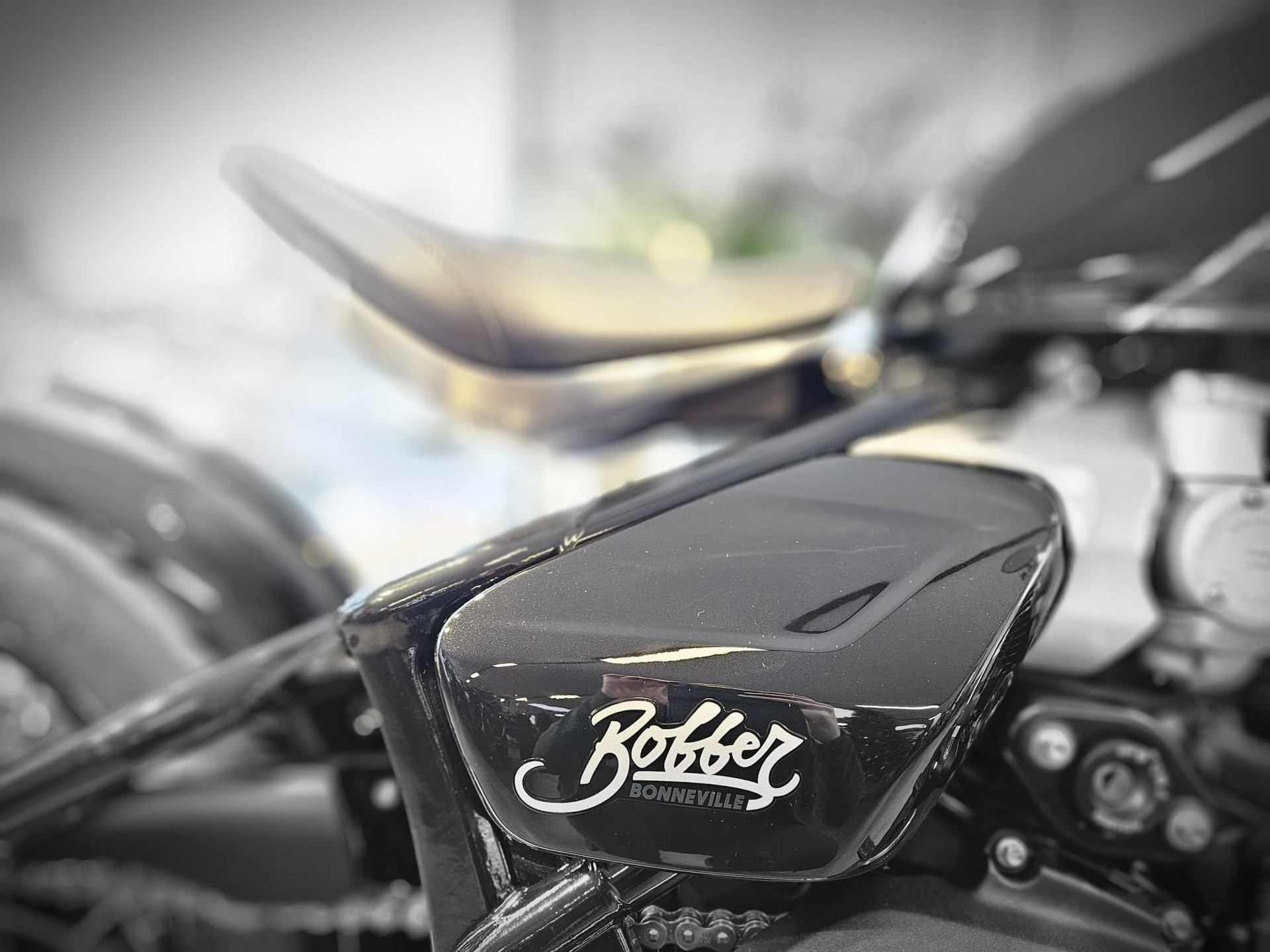 TRIUMPH Bonneville 1200 Bobber-image-5