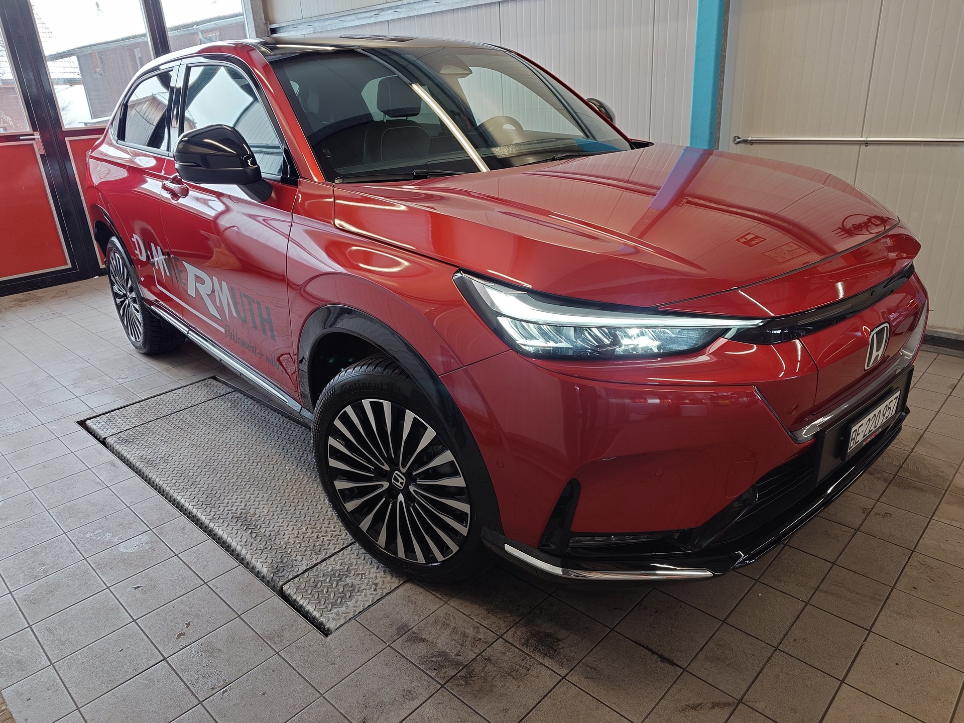 HONDA Ny1 Advance-image-6