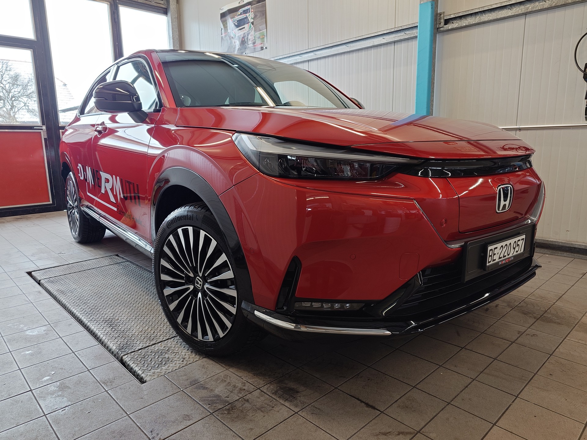 HONDA Ny1 Advance-image-11