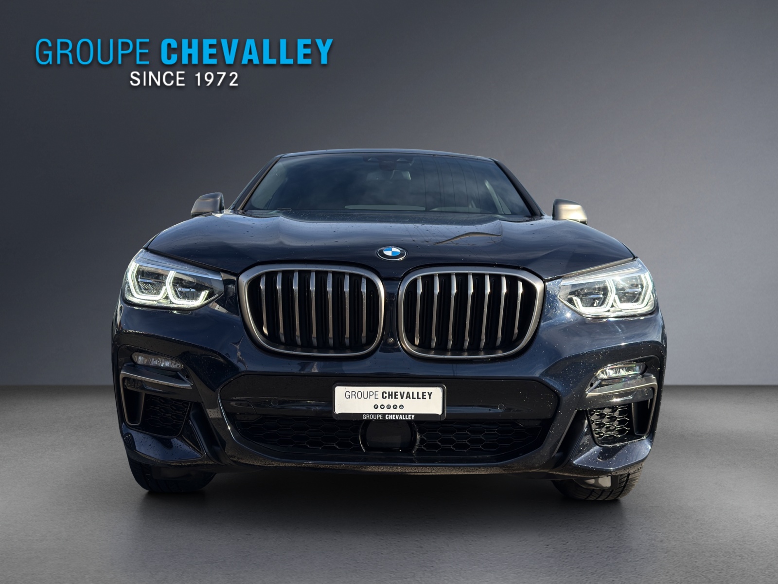BMW X4 M40i Steptronic-showroom-element-1