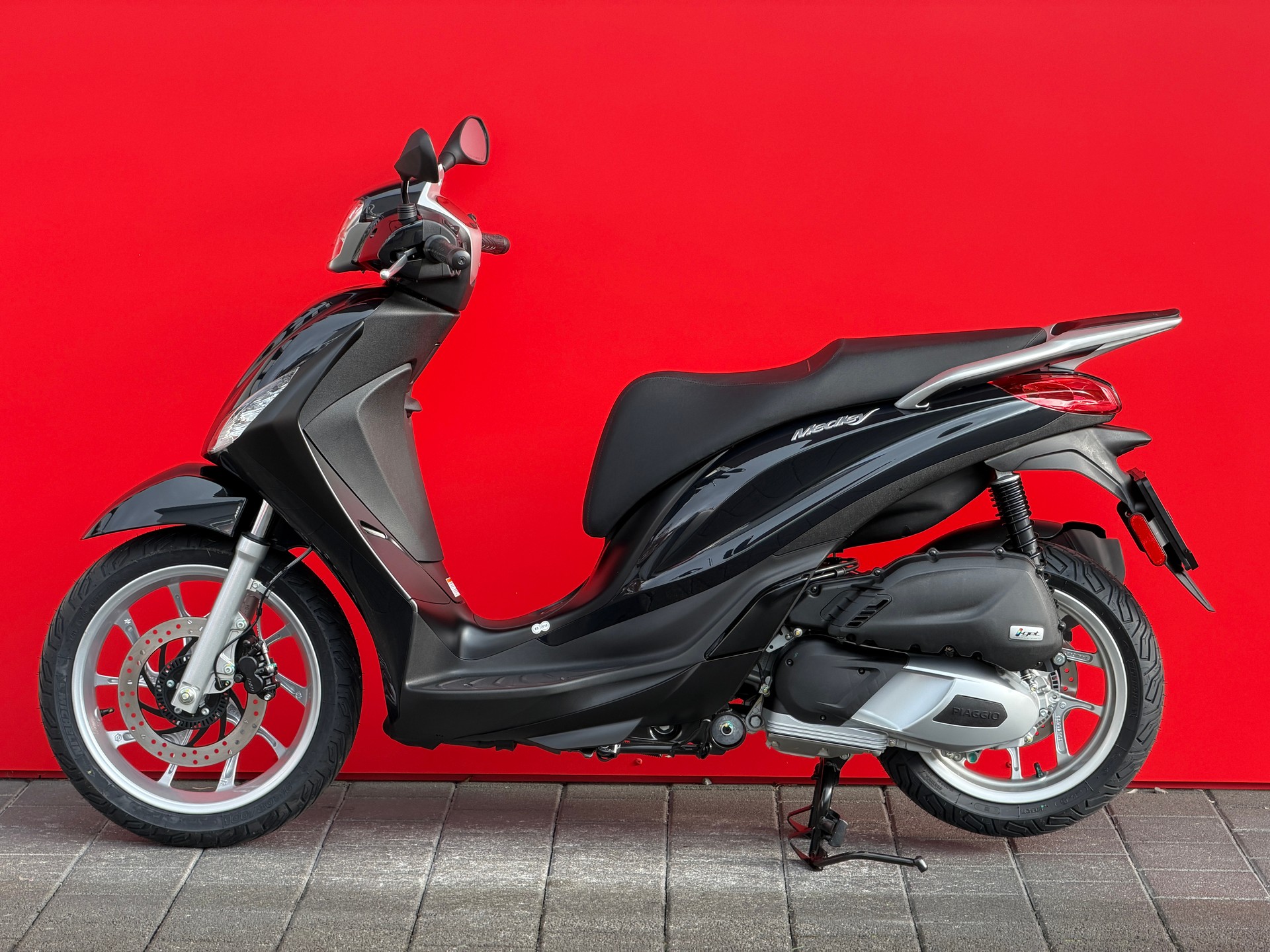 PIAGGIO Medley 200 E5+-image-2