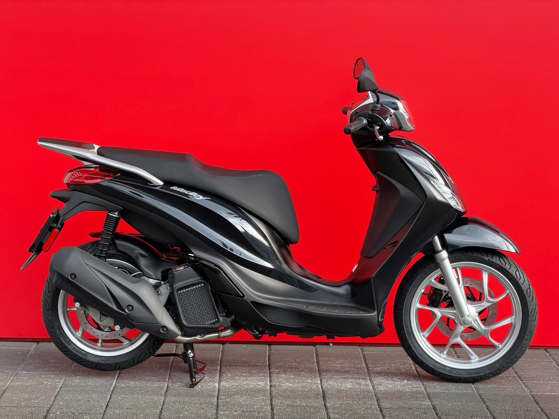 PIAGGIO Medley 200 E5+-image-12