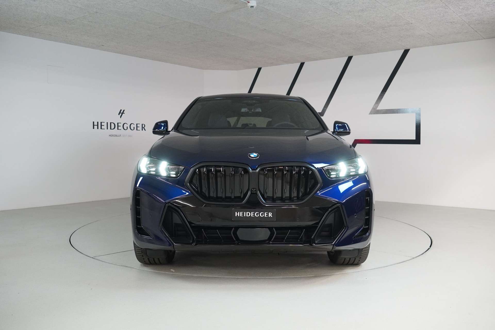 BMW X6 xDrive 48V 40d M Sport Pro Steptronic-showroom-element-1