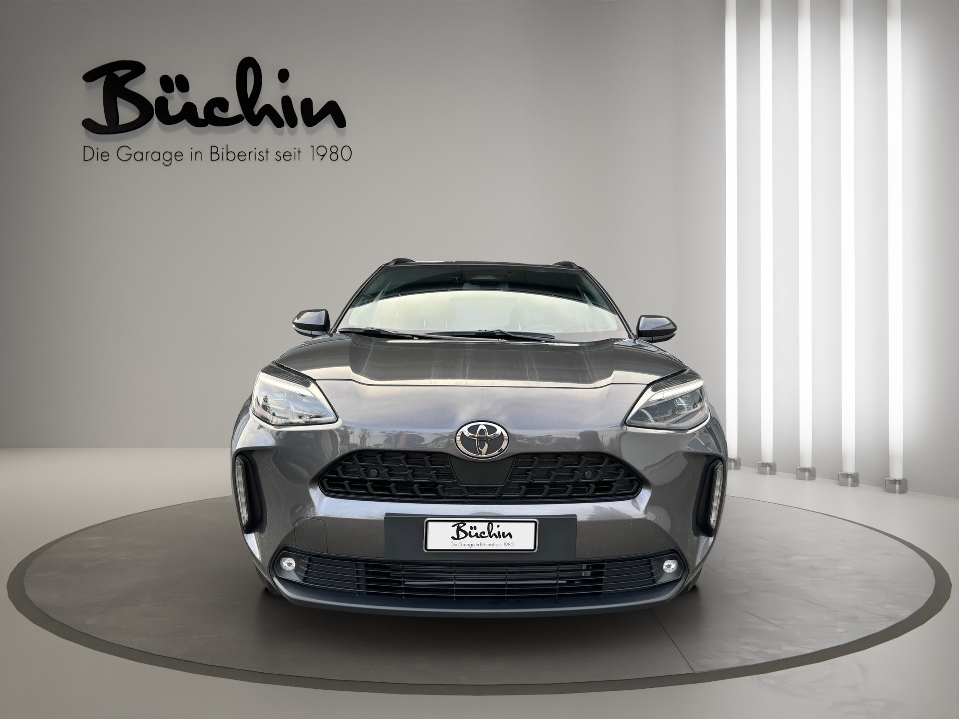 TOYOTA Yaris Cross 1.5 Trend e-CVT-showroom-element-1