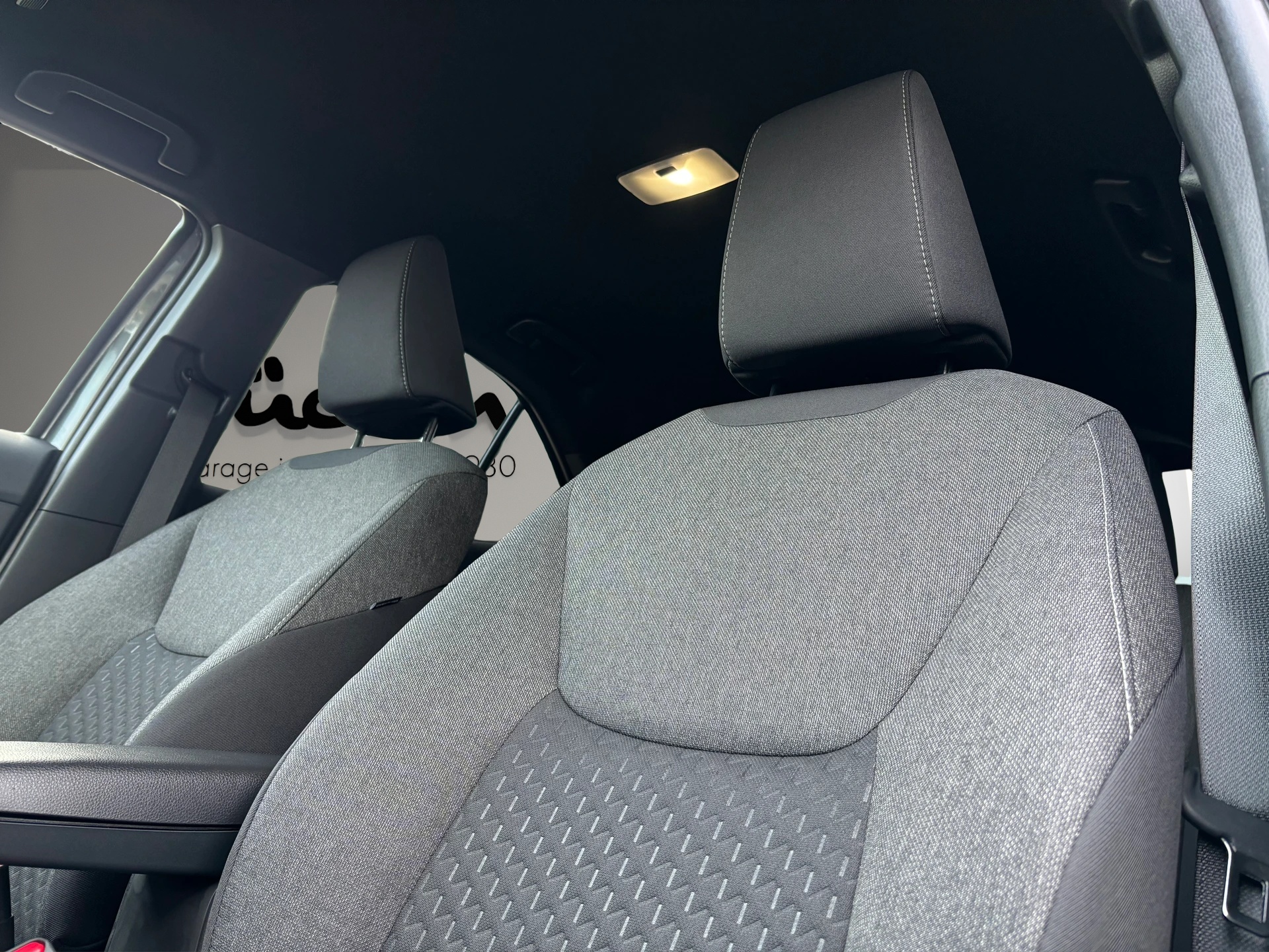 TOYOTA Yaris Cross 1.5 Trend e-CVT-image-13