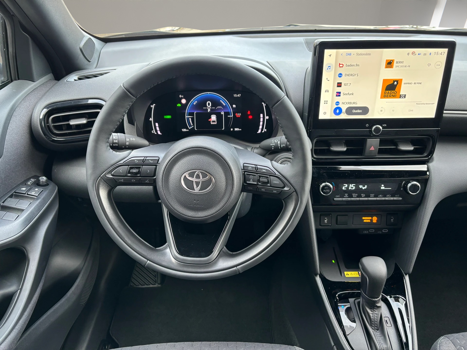 TOYOTA Yaris Cross 1.5 Trend e-CVT-image-15