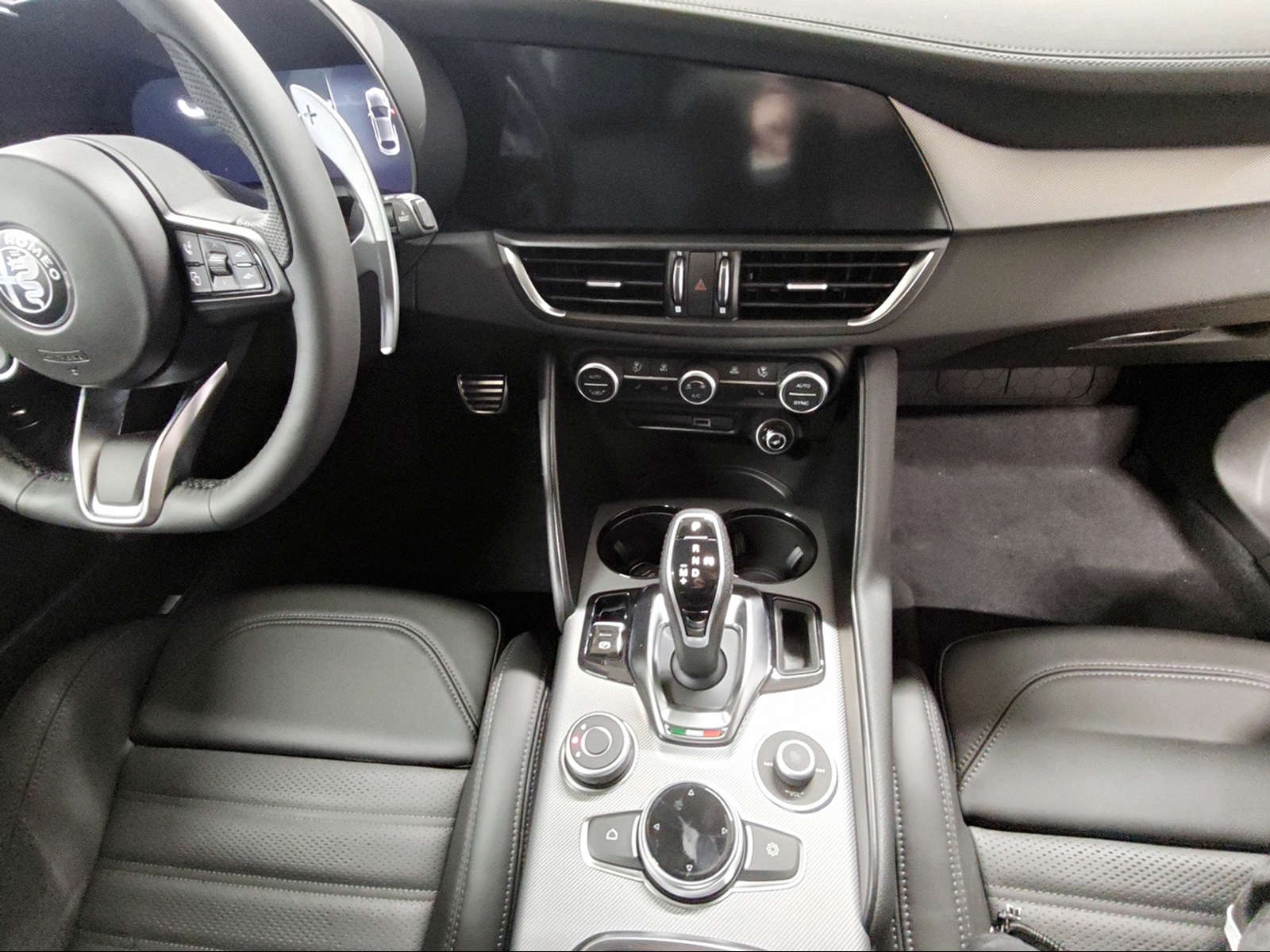 ALFA ROMEO Giulia 2.0 Veloce Q4 AT8-image-10