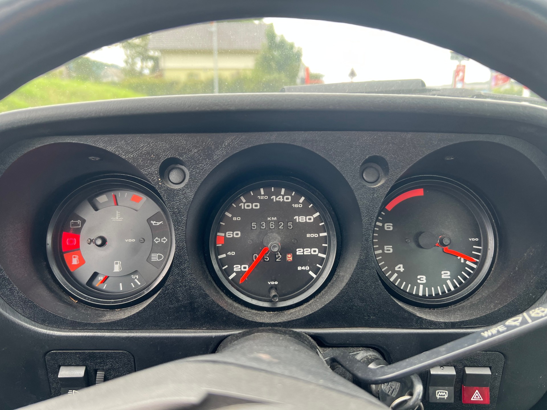 PORSCHE 924-image-11