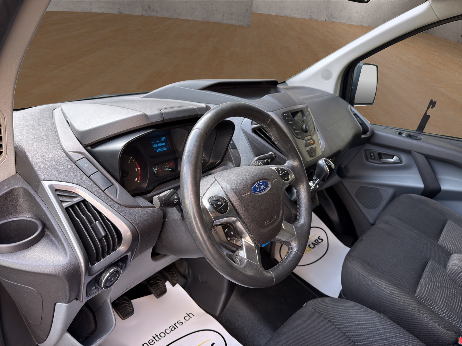 FORD Transit Custom 300 L1H1 Trend-image-10