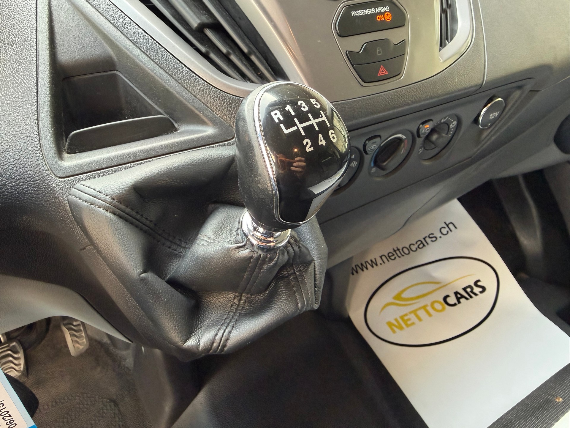FORD Transit Custom 300 L1H1 Trend-image-11