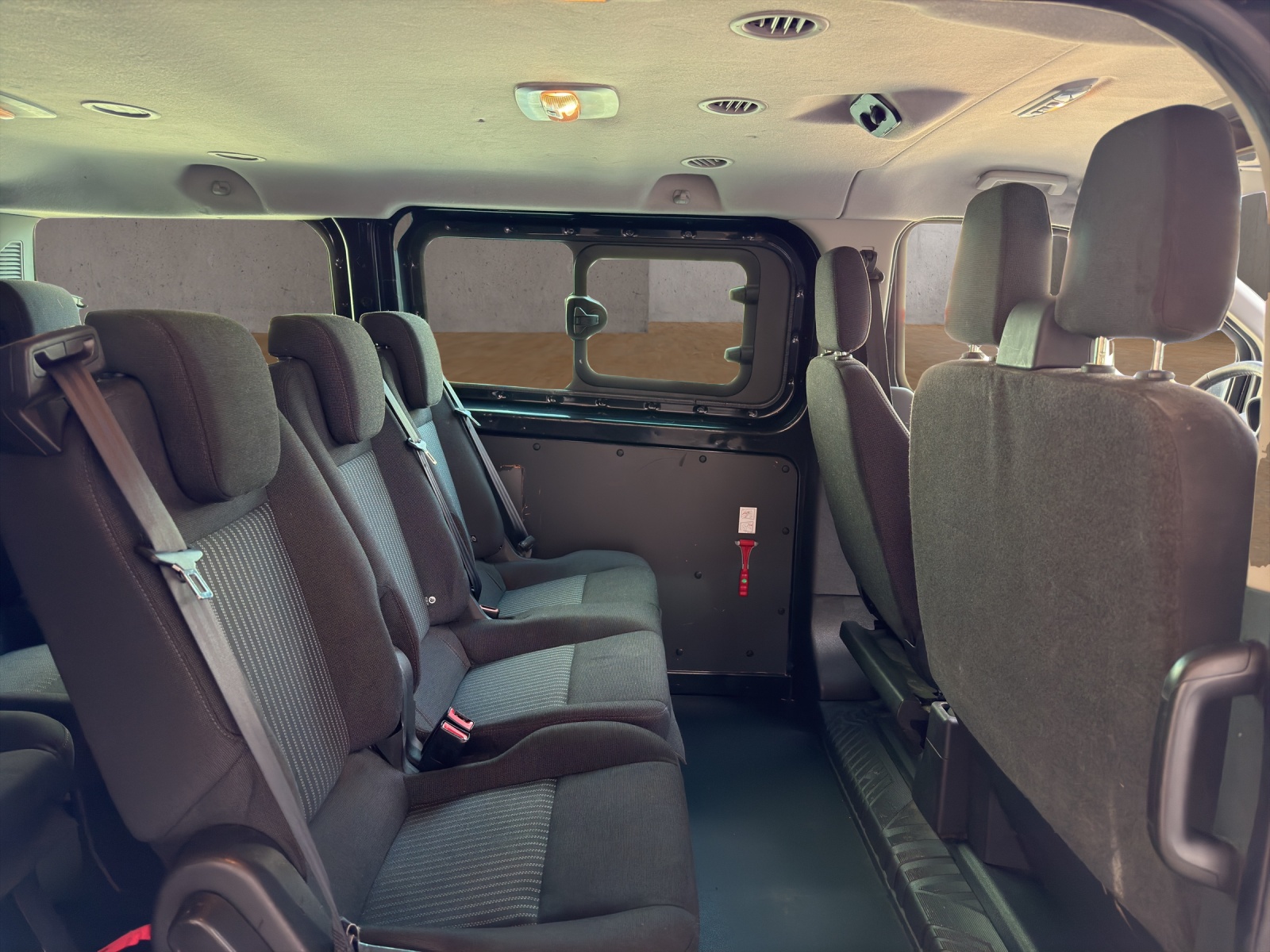 FORD Transit Custom 300 L1H1 Trend-image-7