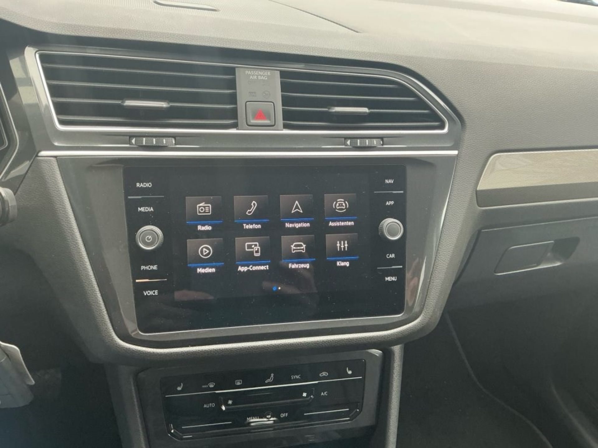 VW Tiguan Allspace 1.5 TSI DSG ***7PLATZ MIT ANHÄNGEKUPPLUNG ***-image-13