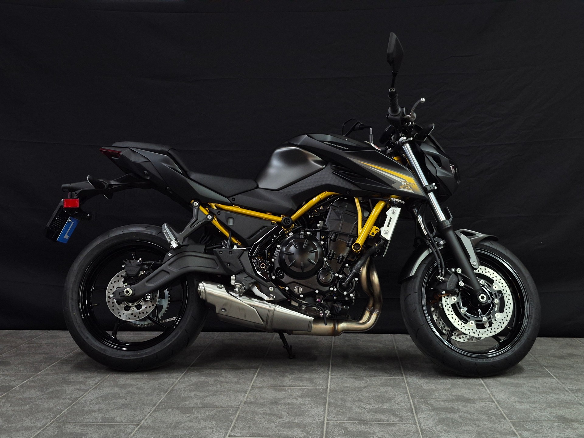 KAWASAKI Z 650 S (35kW)-image-13