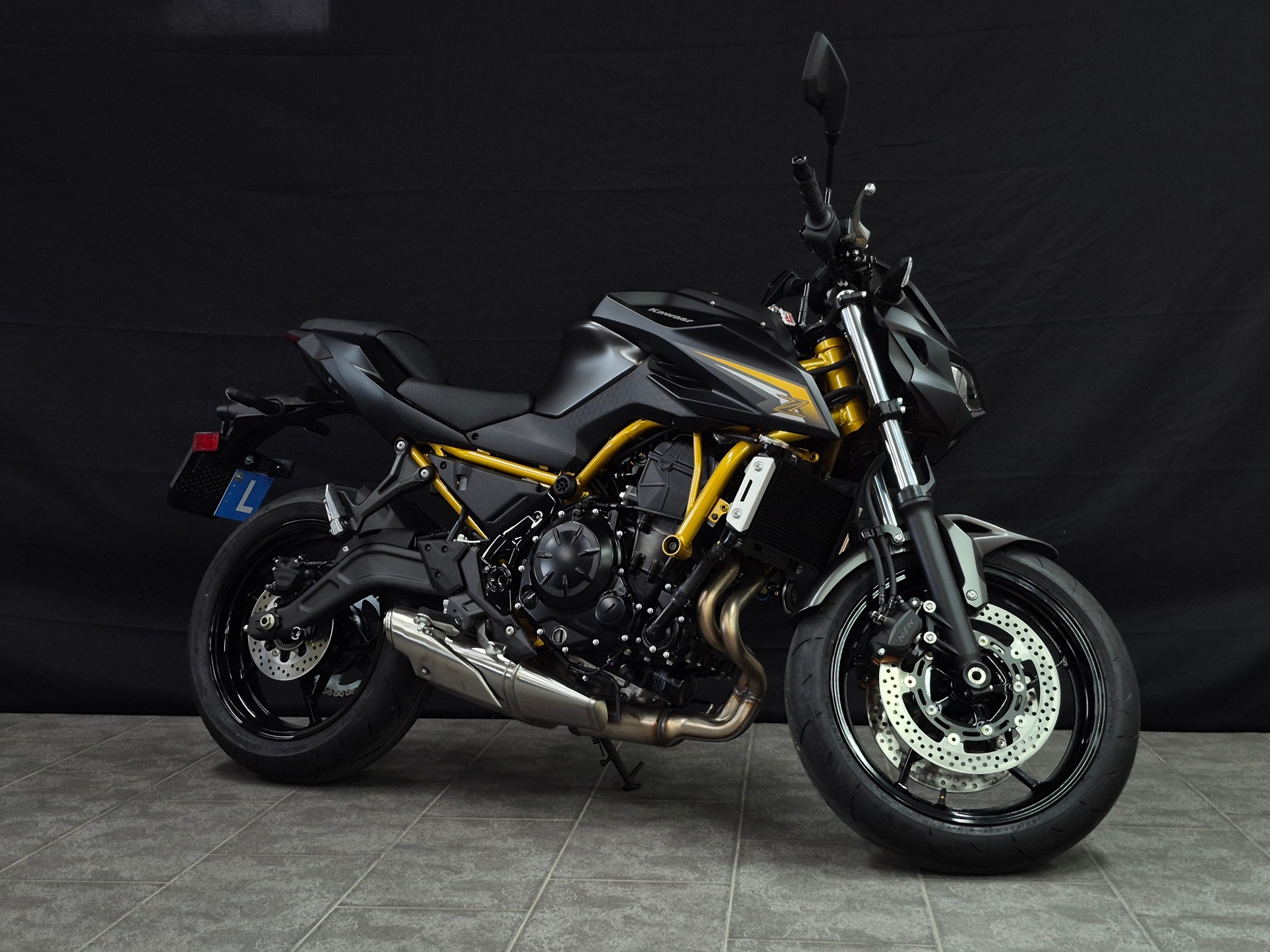 KAWASAKI Z 650 S (35kW)-image-12