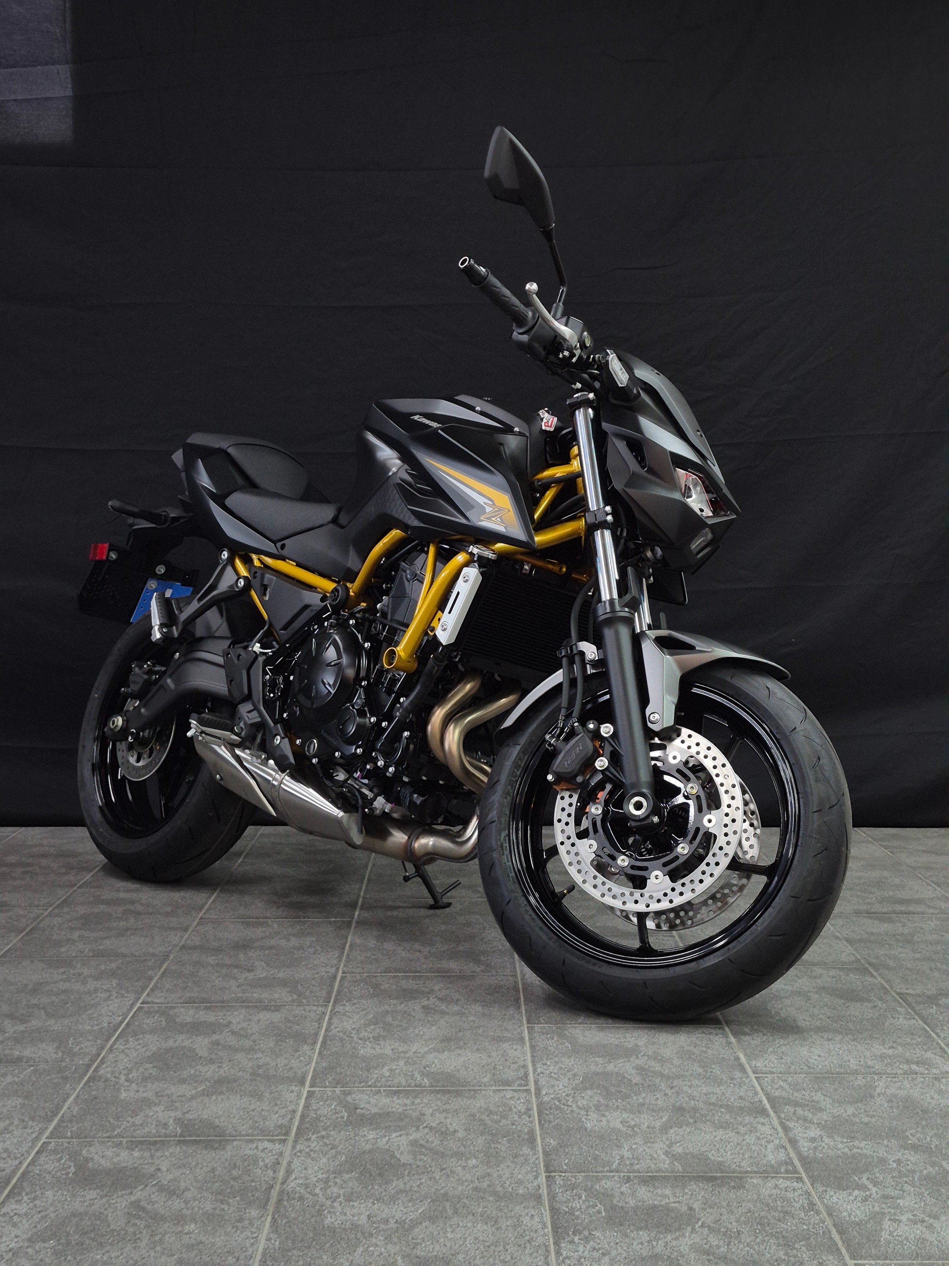 KAWASAKI Z 650 S (35kW)-image-1