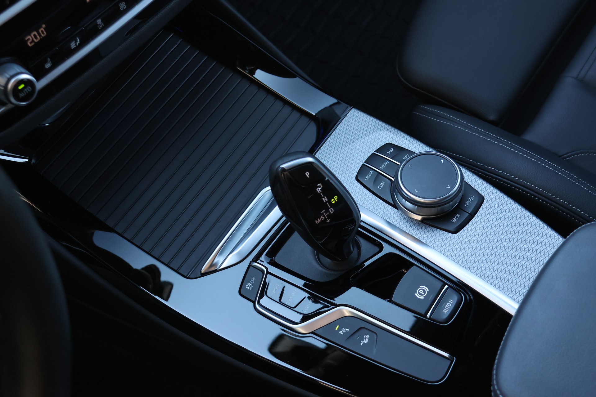 BMW X3 xDrive 20i M Sport Steptronic-image-25