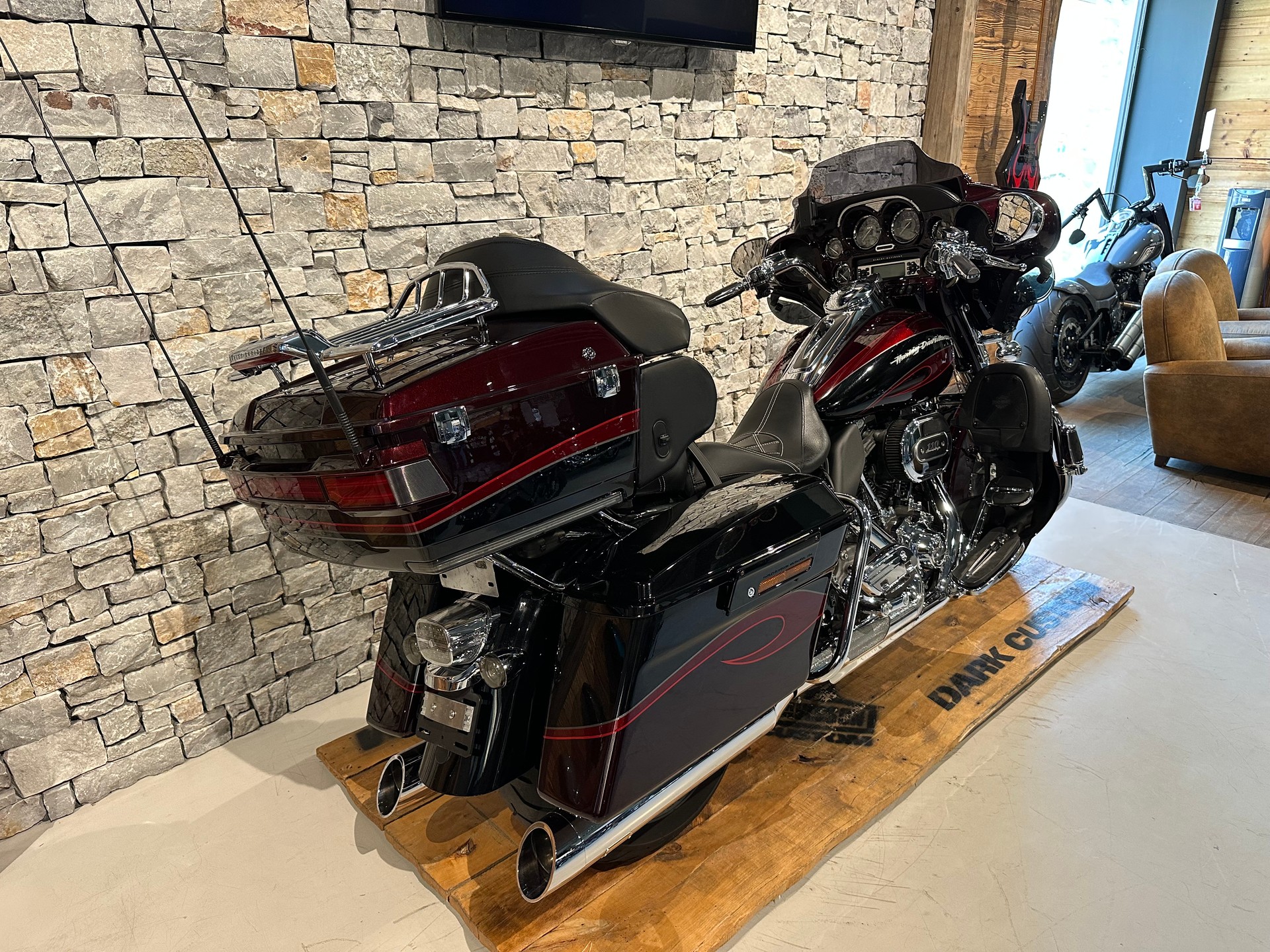 HARLEY-DAVIDSON FLHTCUSE8 Electra Glide Ultra Classic CVO ABS-image-2