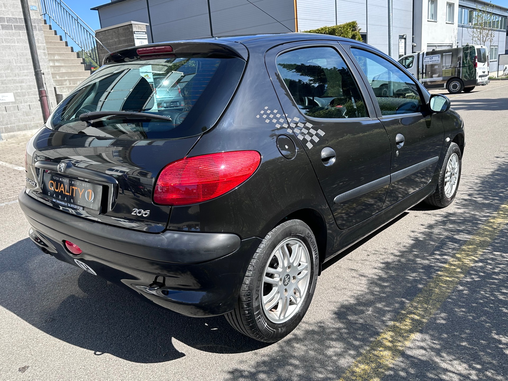 PEUGEOT 206 1.6 XT Premium-image-3