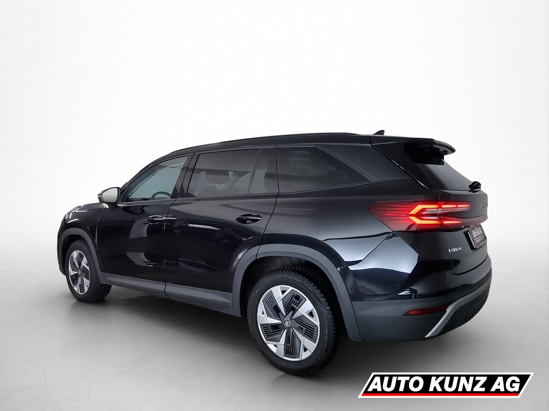 SKODA Kodiaq 2.0 TSI Selection 4x4 *7-Plätzer*-showroom-element-3