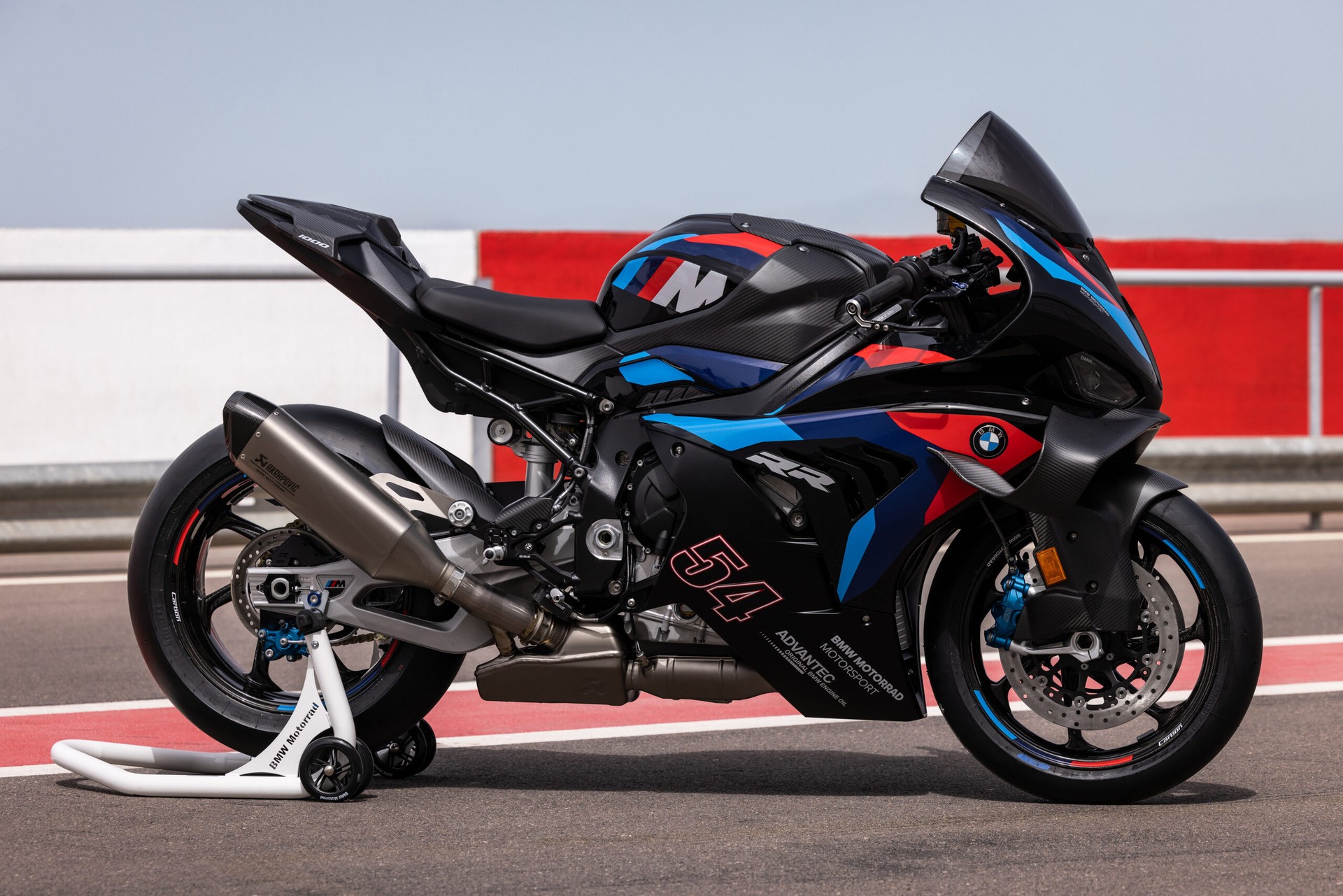BMW M 1000 RR-image-2