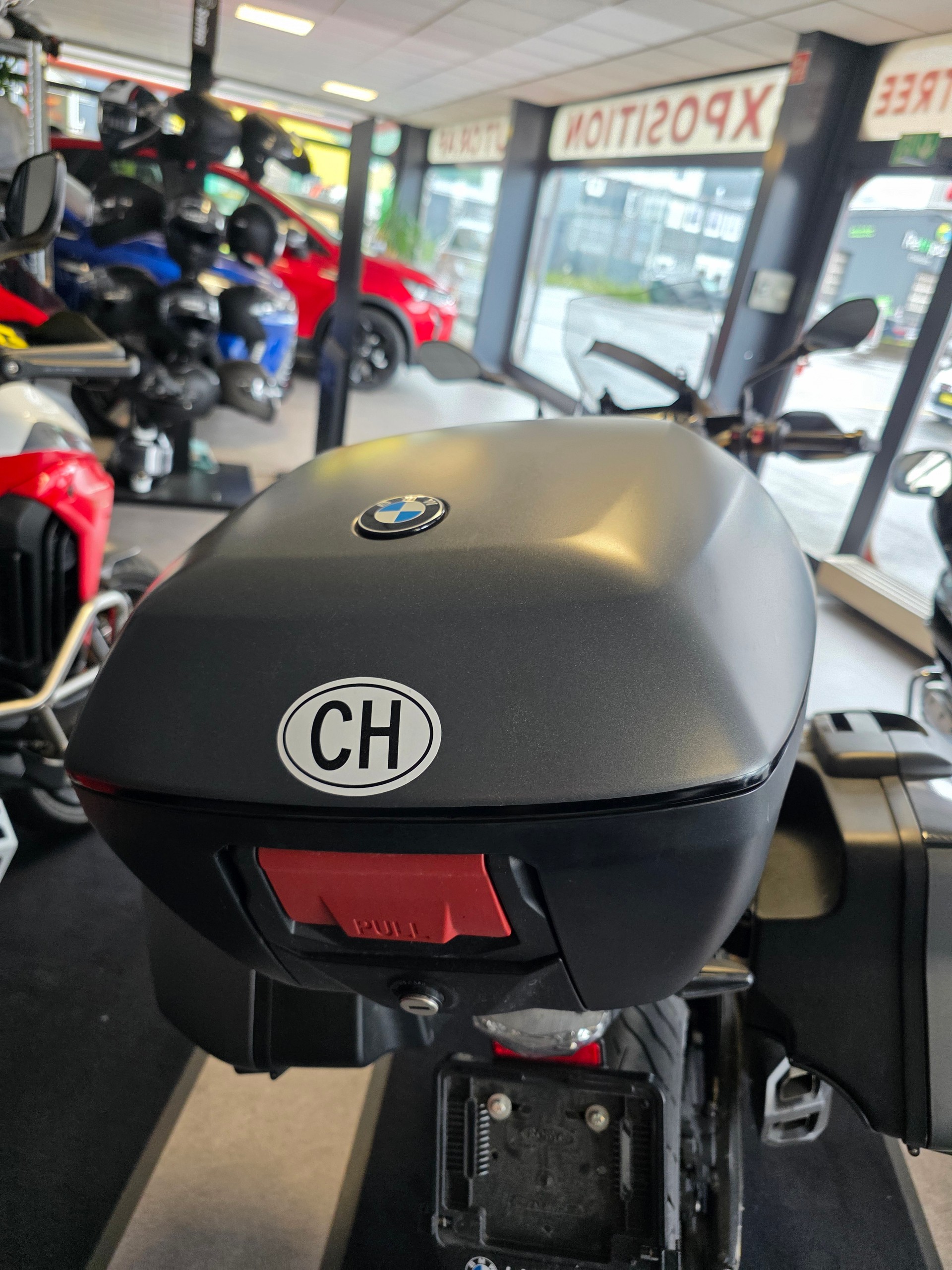BMW F 900 XR A2 ABS-image-4