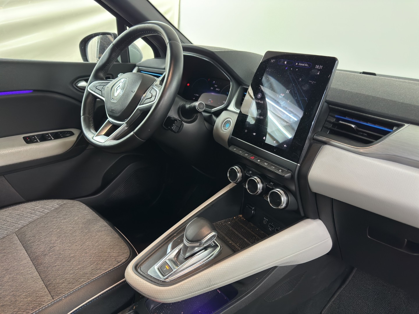 RENAULT Captur 1.6 E-Tech Edition1 DHT-image-16