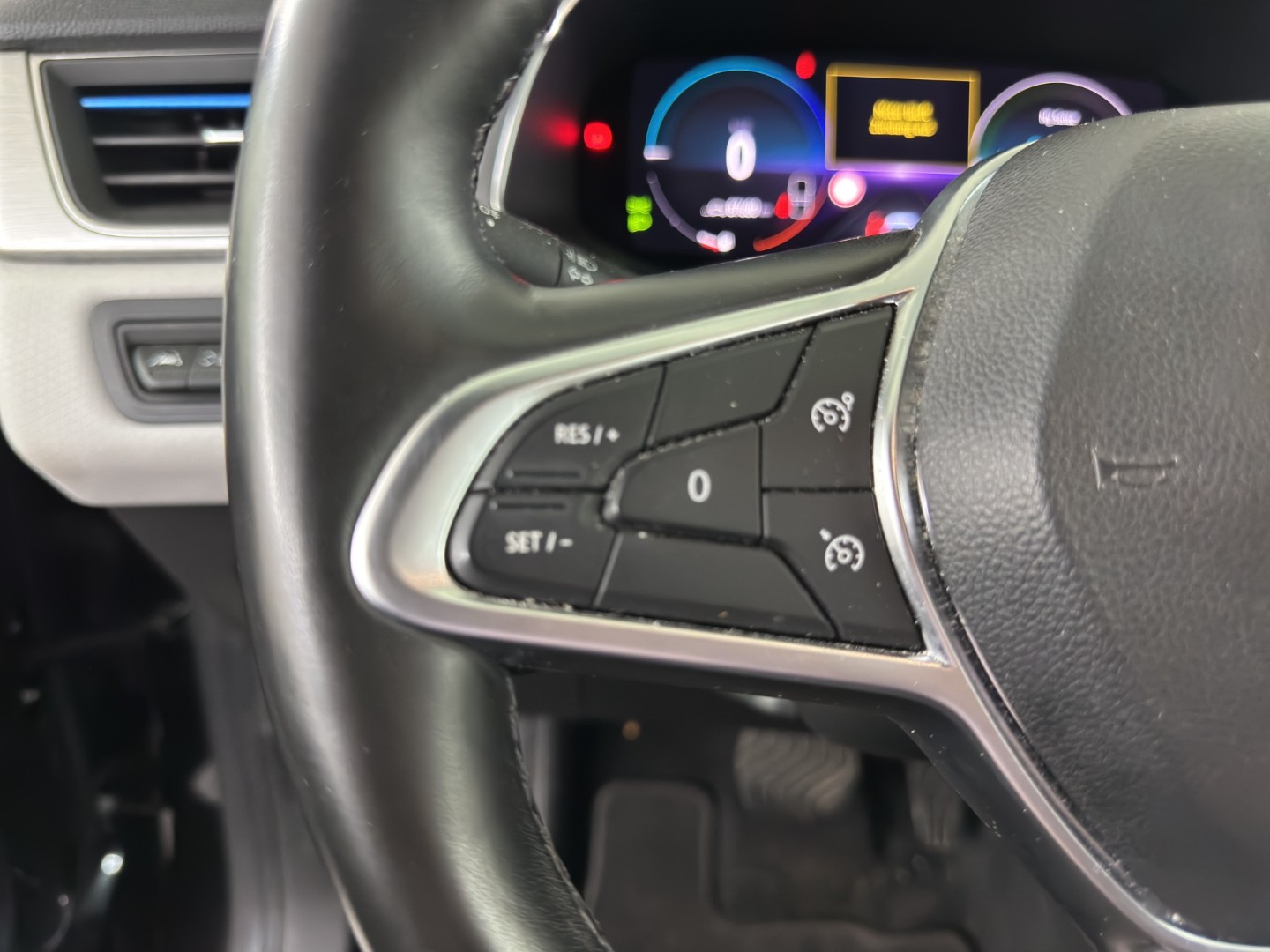 RENAULT Captur 1.6 E-Tech Edition1 DHT-image-19