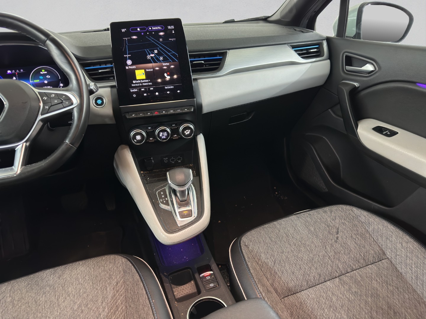 RENAULT Captur 1.6 E-Tech Edition1 DHT-image-11