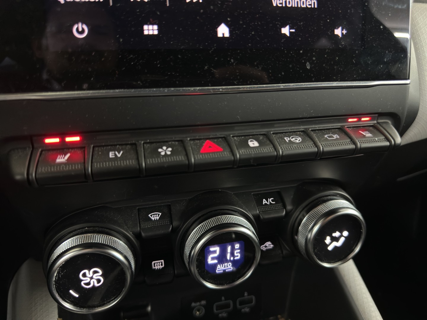 RENAULT Captur 1.6 E-Tech Edition1 DHT-image-17