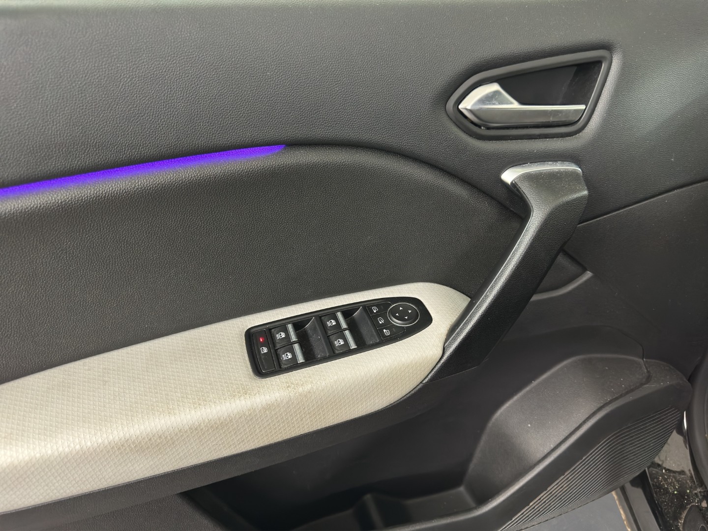RENAULT Captur 1.6 E-Tech Edition1 DHT-image-21
