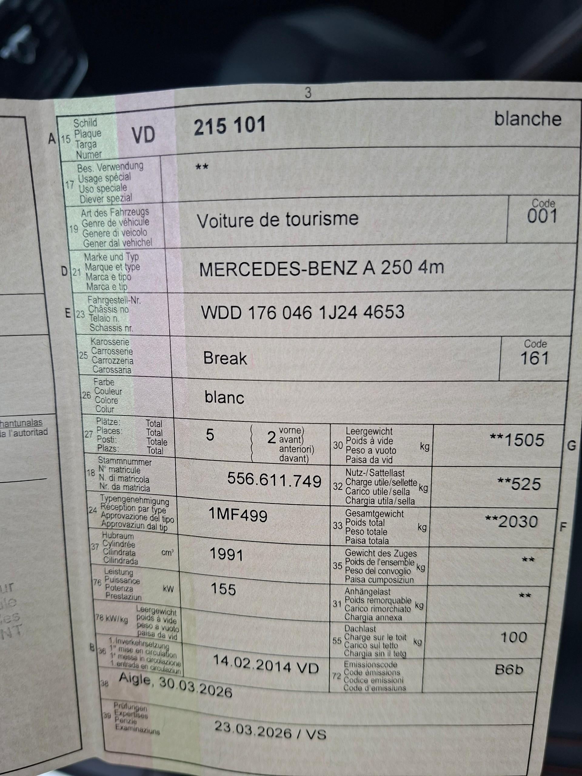 MERCEDES-BENZ A 250 AMG Line 4Matic 7G-DCT-image-7