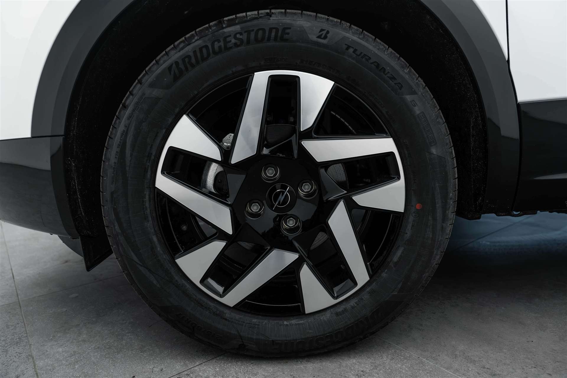OPEL Mokka 1.2 Direct Injection Turbo GS Automat-image-12
