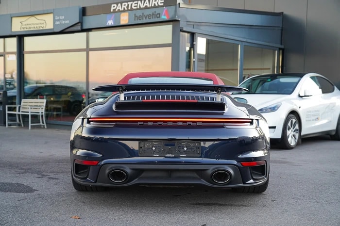 PORSCHE 911 Turbo S Cabriolet PDK-image-7
