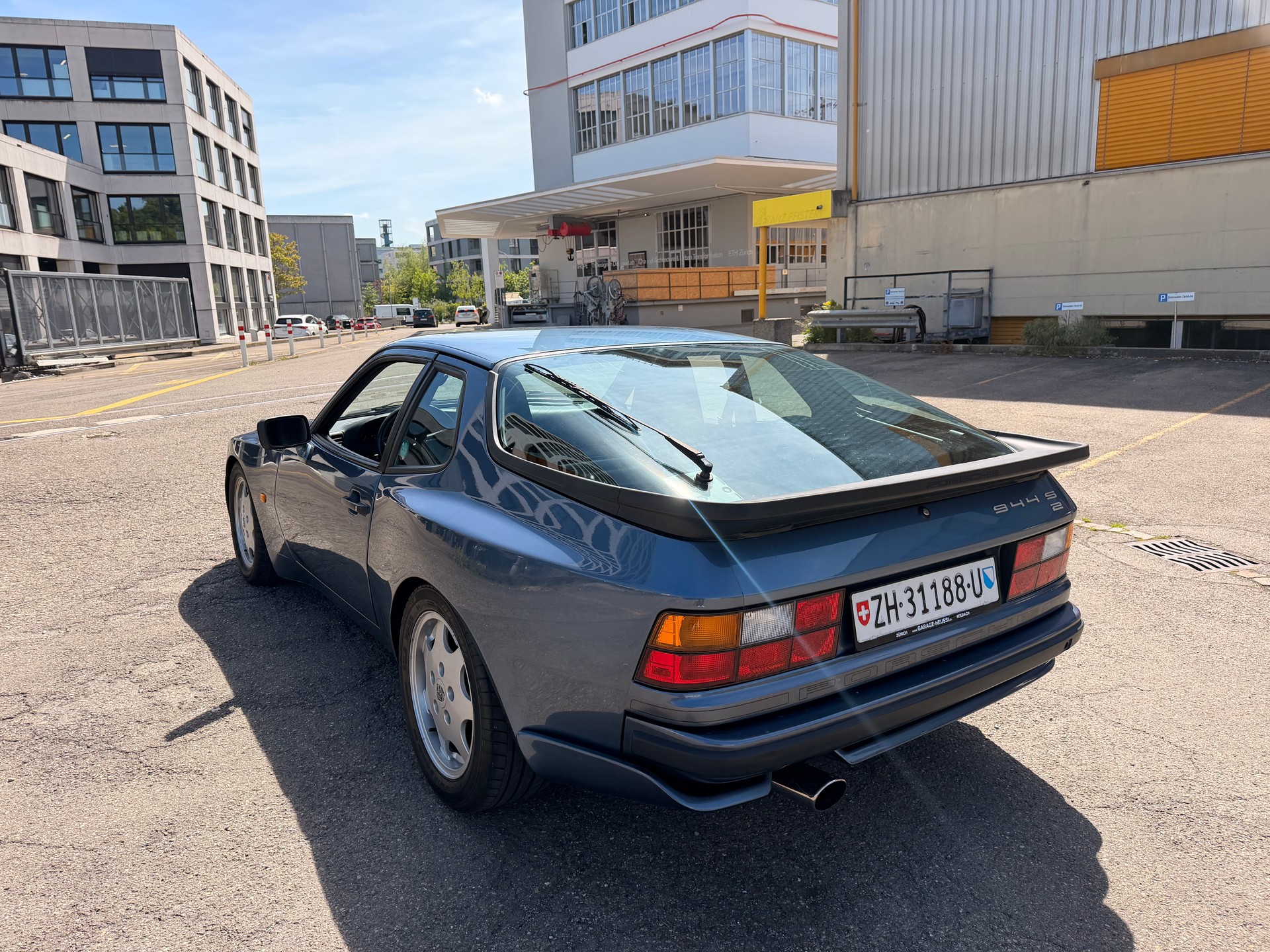 PORSCHE 944 S2 (Turbo Cup)-image-3