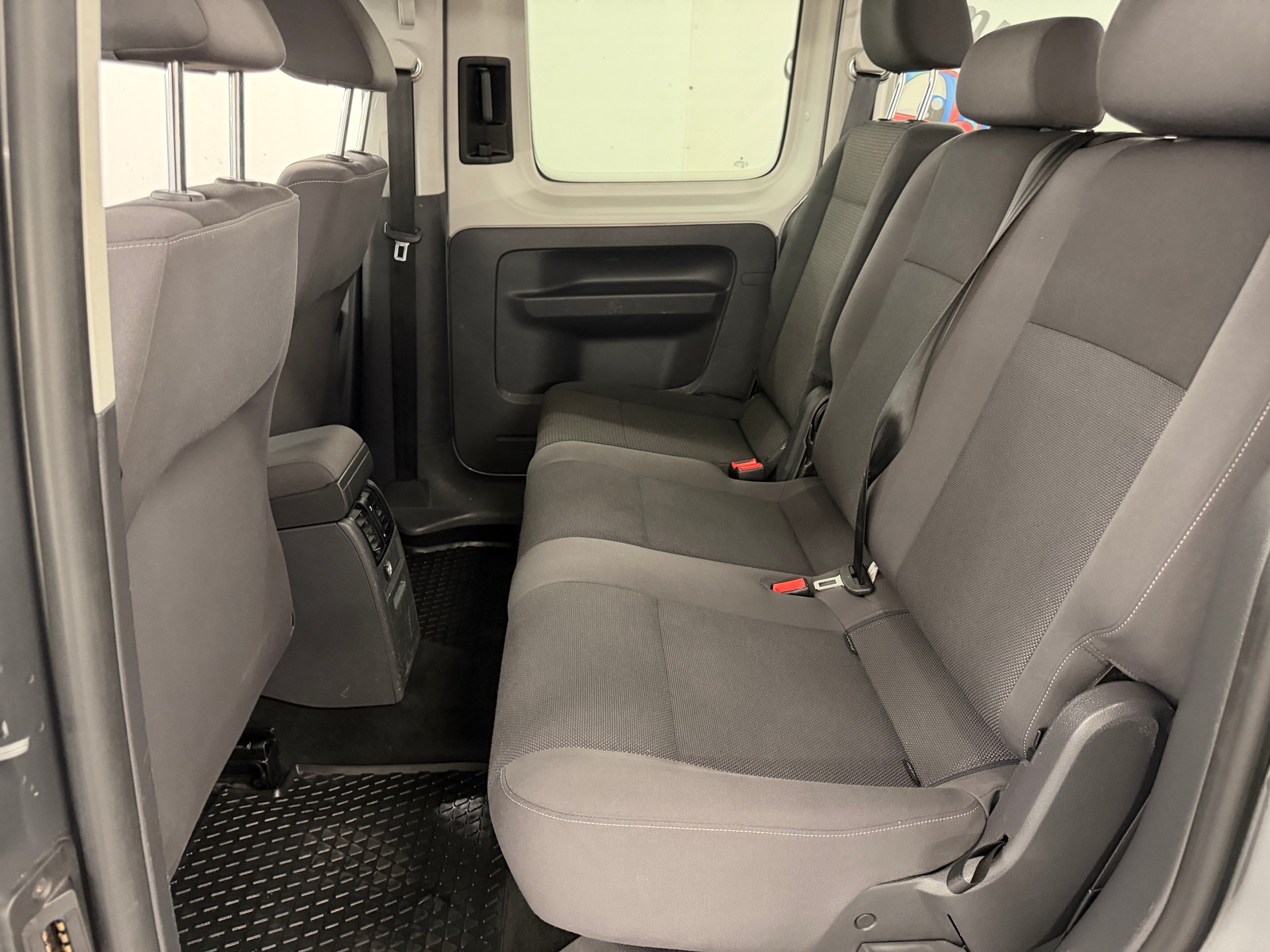 VW Caddy Maxi 2.0 TDI CR 4Motion CUP-image-12