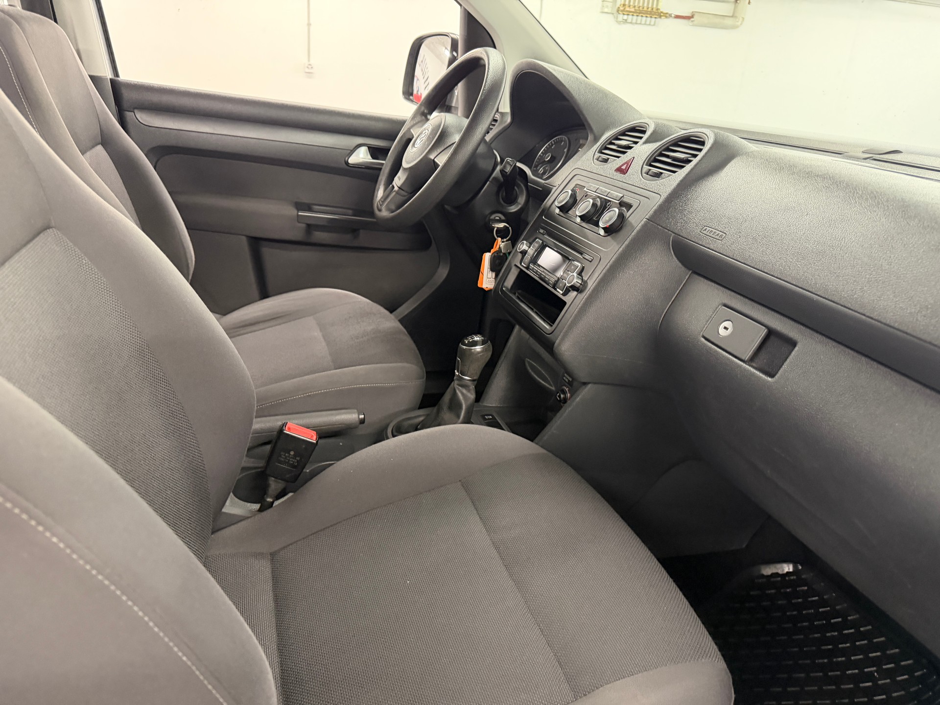 VW Caddy Maxi 2.0 TDI CR 4Motion CUP-image-11