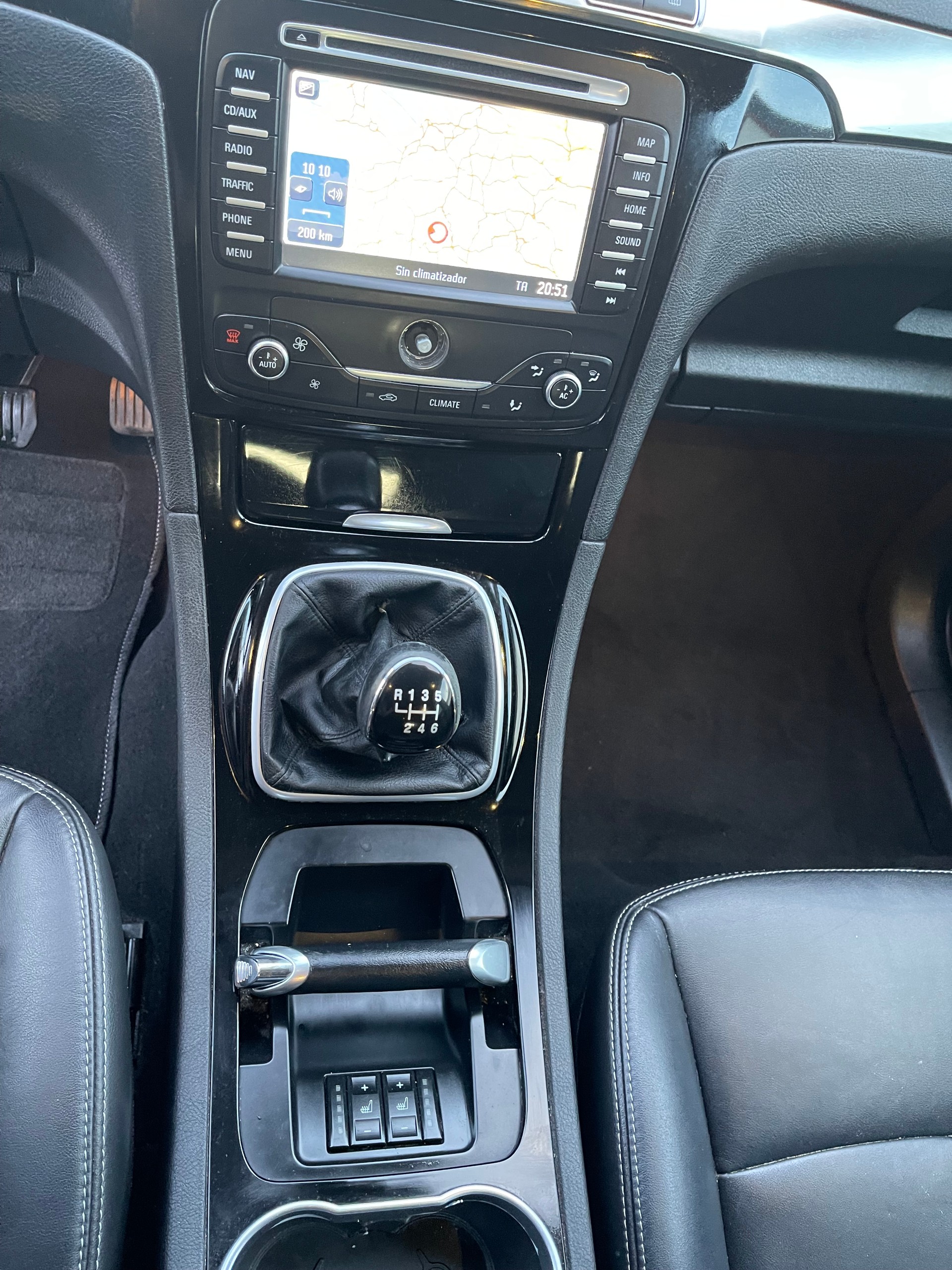 FORD S-Max 2.0 TDCi Titanium-image-5