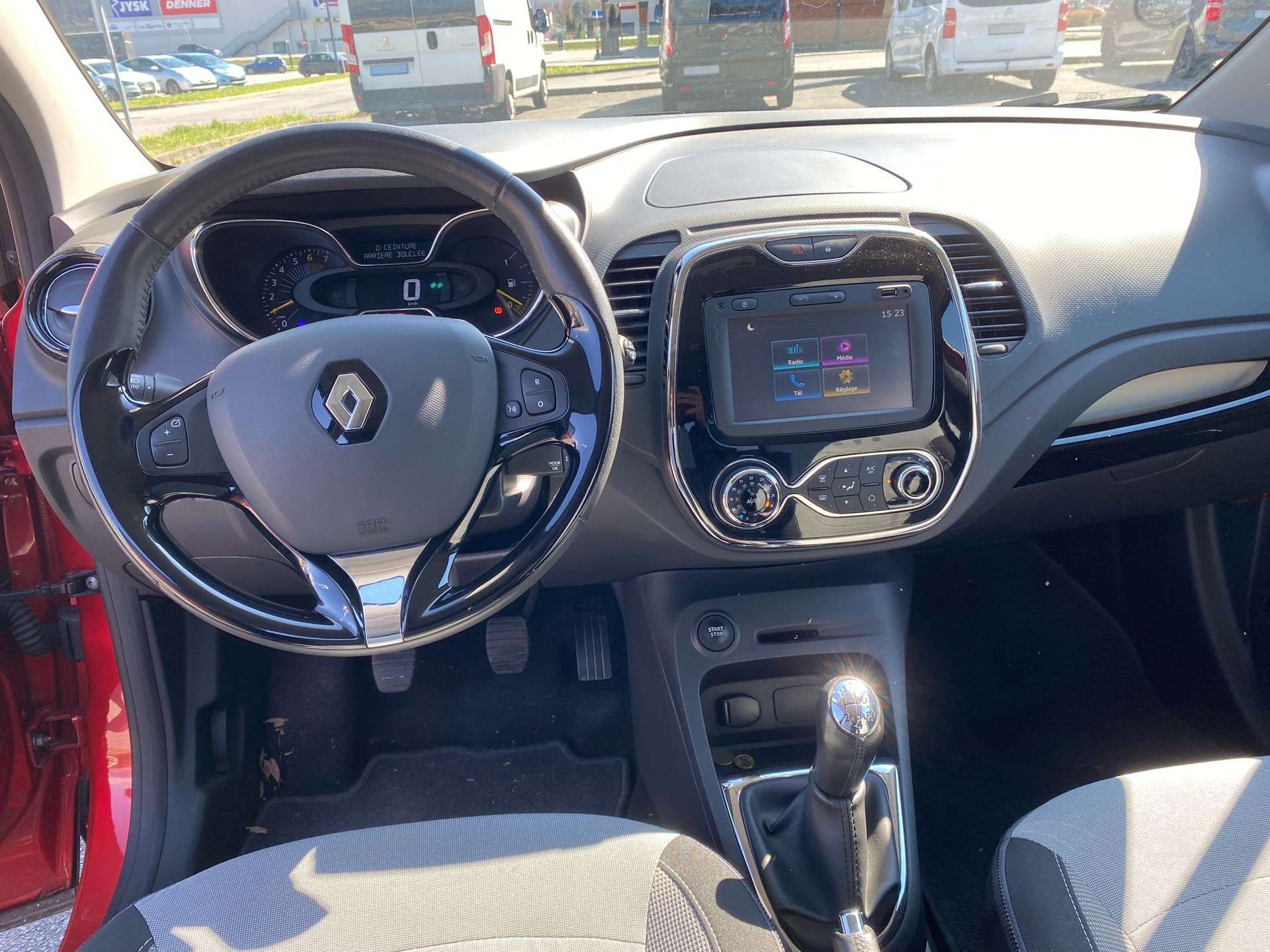 RENAULT Captur 0.9 12V Dynamique-image-9
