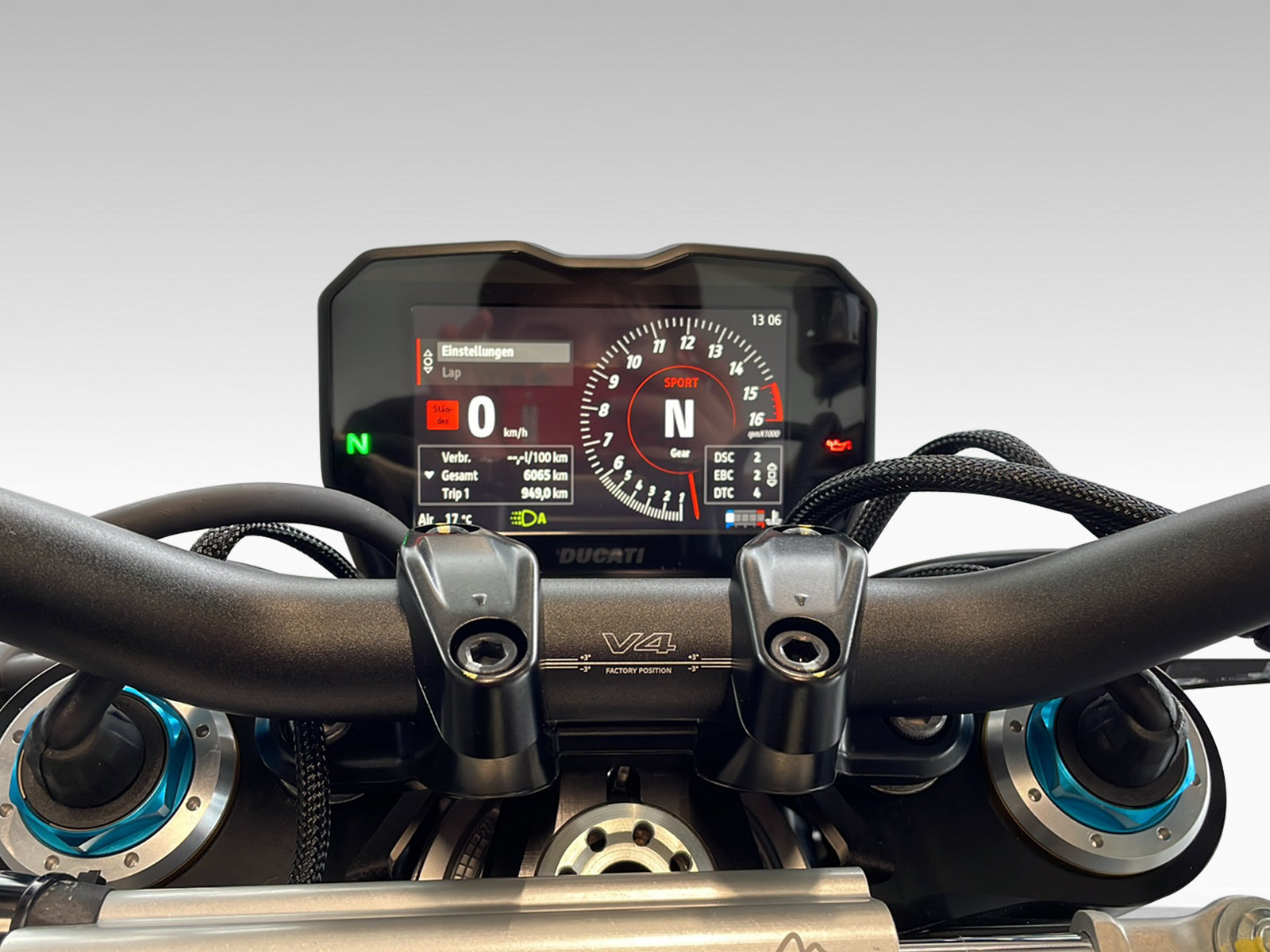 DUCATI 1100 Streetfighter V4 S ABS-image-6