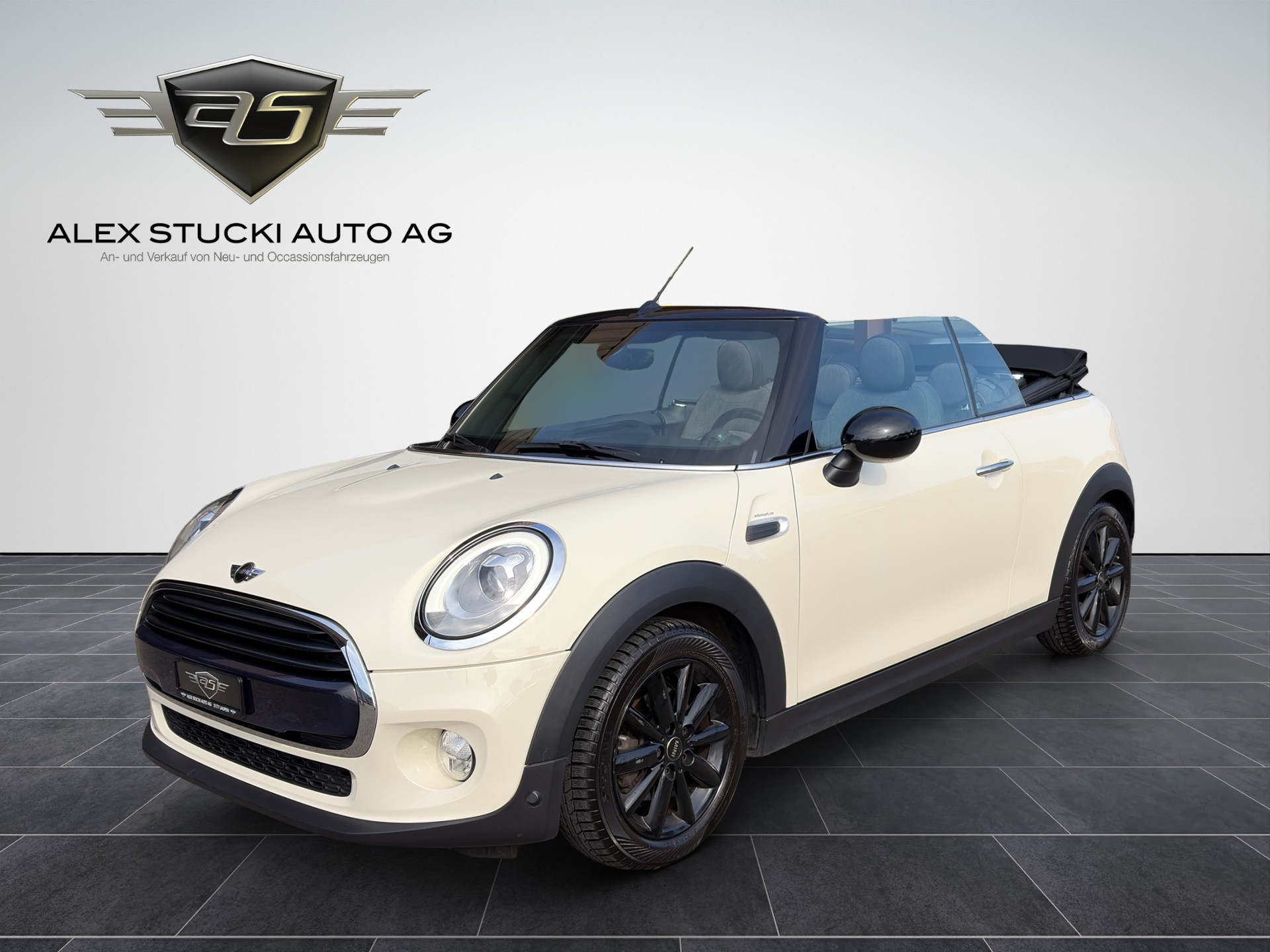 MINI Cooper Cabriolet Steptronic-showroom-element-2