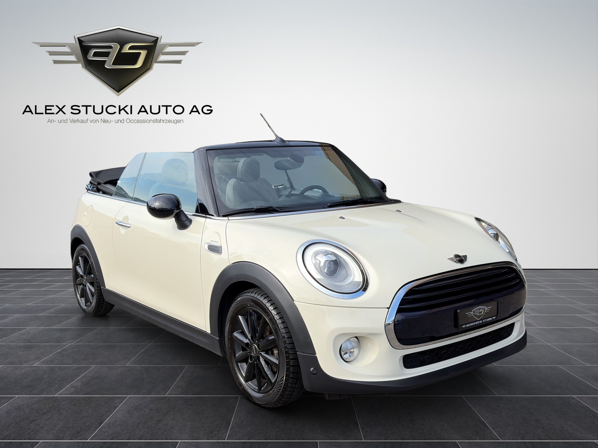 MINI Cooper Cabriolet Steptronic