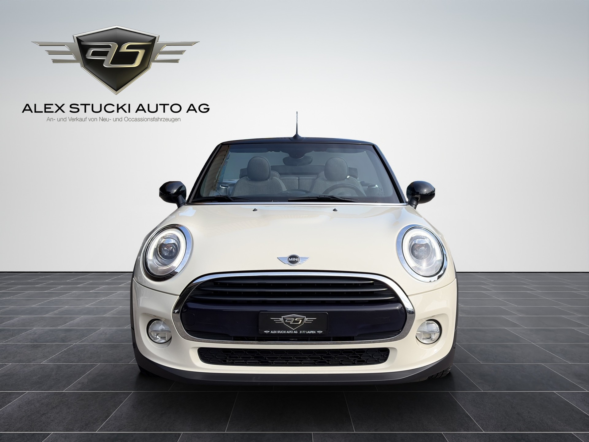 MINI Cooper Cabriolet Steptronic-showroom-element-1