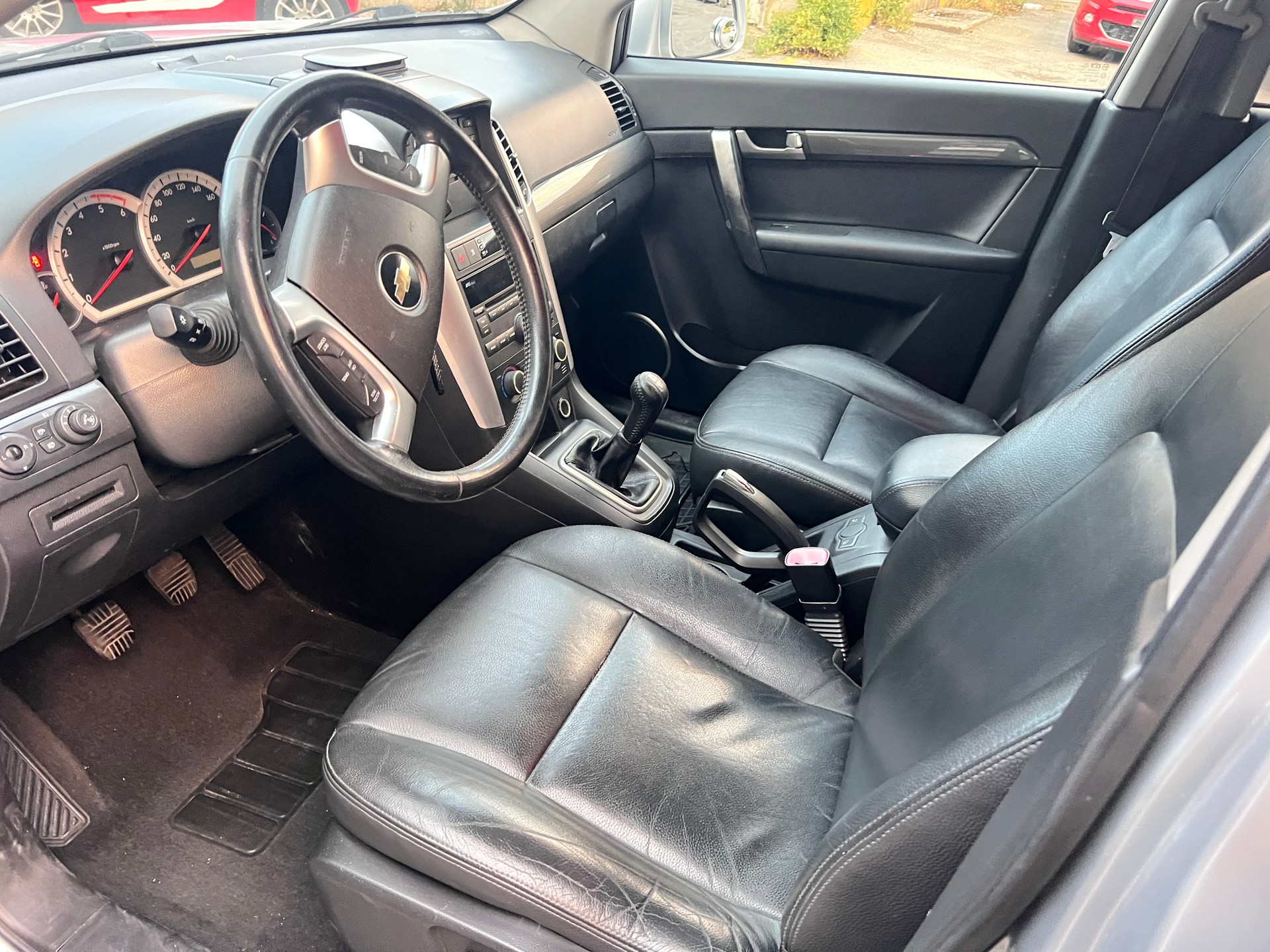 CHEVROLET Captiva 2.0 VCDi LS 4WD-image-5