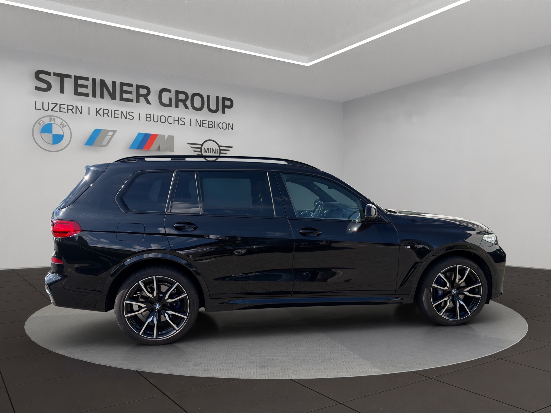 BMW X7 xDrive 48V 40d Steptronic-showroom-element-3