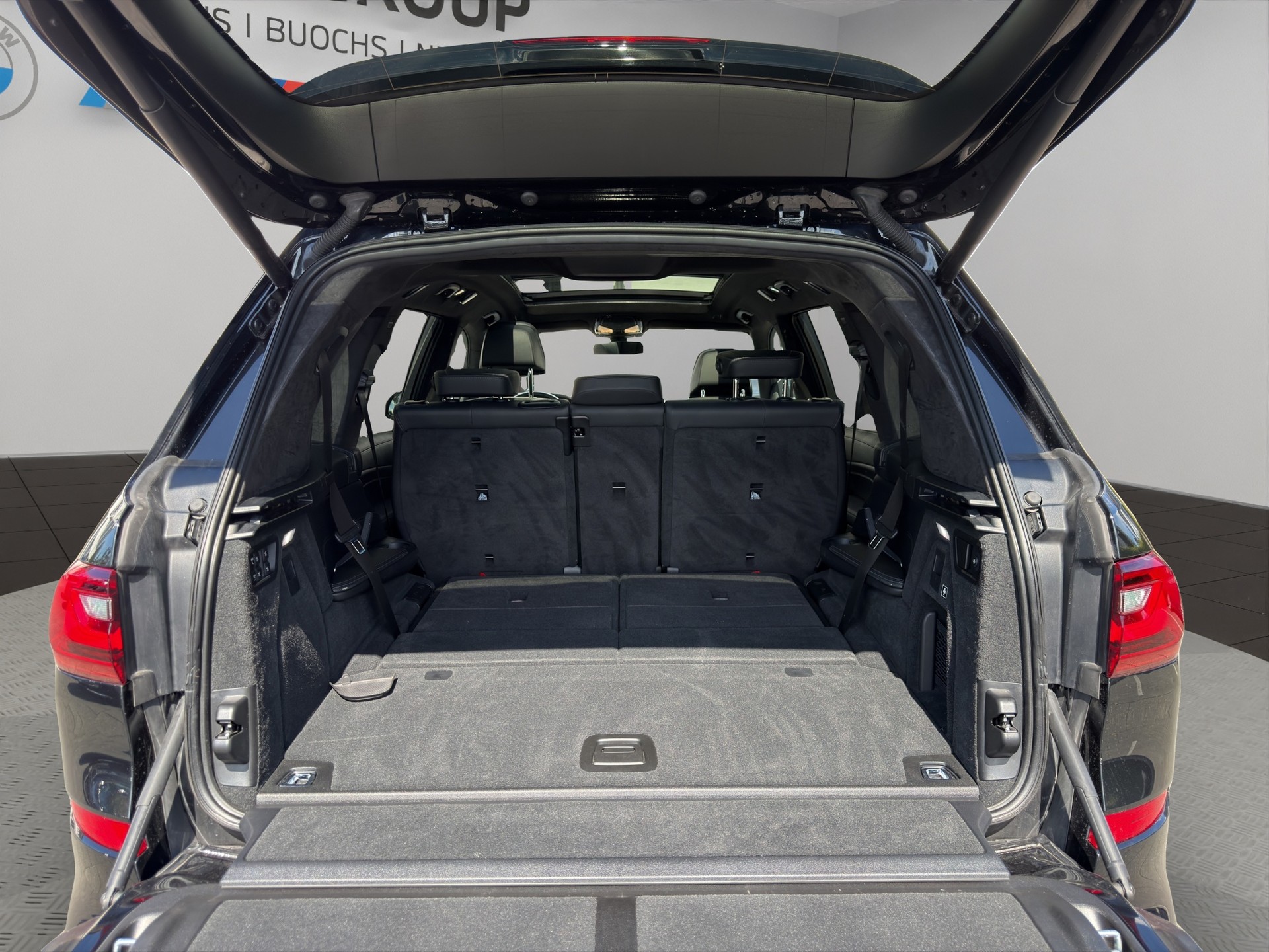 BMW X7 xDrive 48V 40d Steptronic-image-23