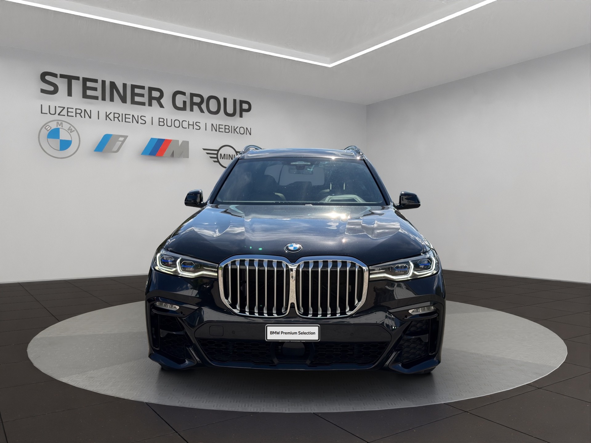 BMW X7 xDrive 48V 40d Steptronic-showroom-element-1