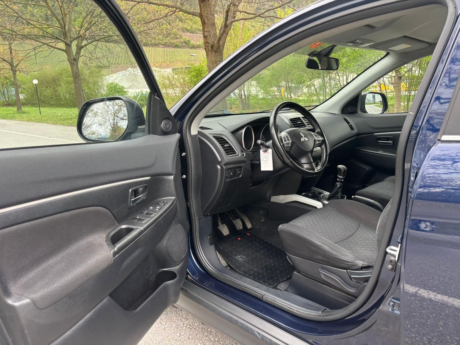 MITSUBISHI ASX 1.8 DID Intense 4WD-image-8