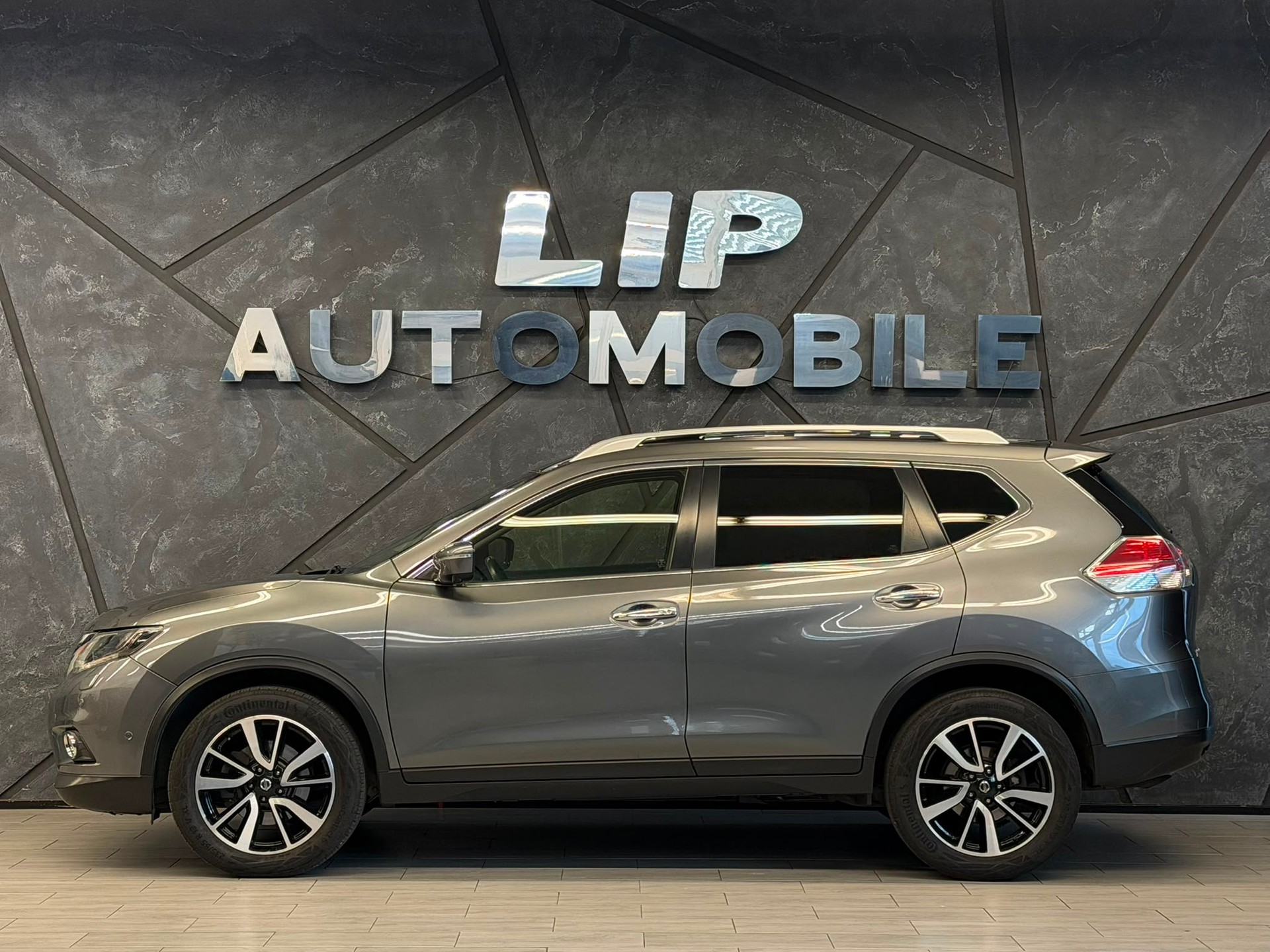 NISSAN X-Trail 2.0 dCi tekna Xtronic CVT ALL-MODE 4x4-showroom-element-3
