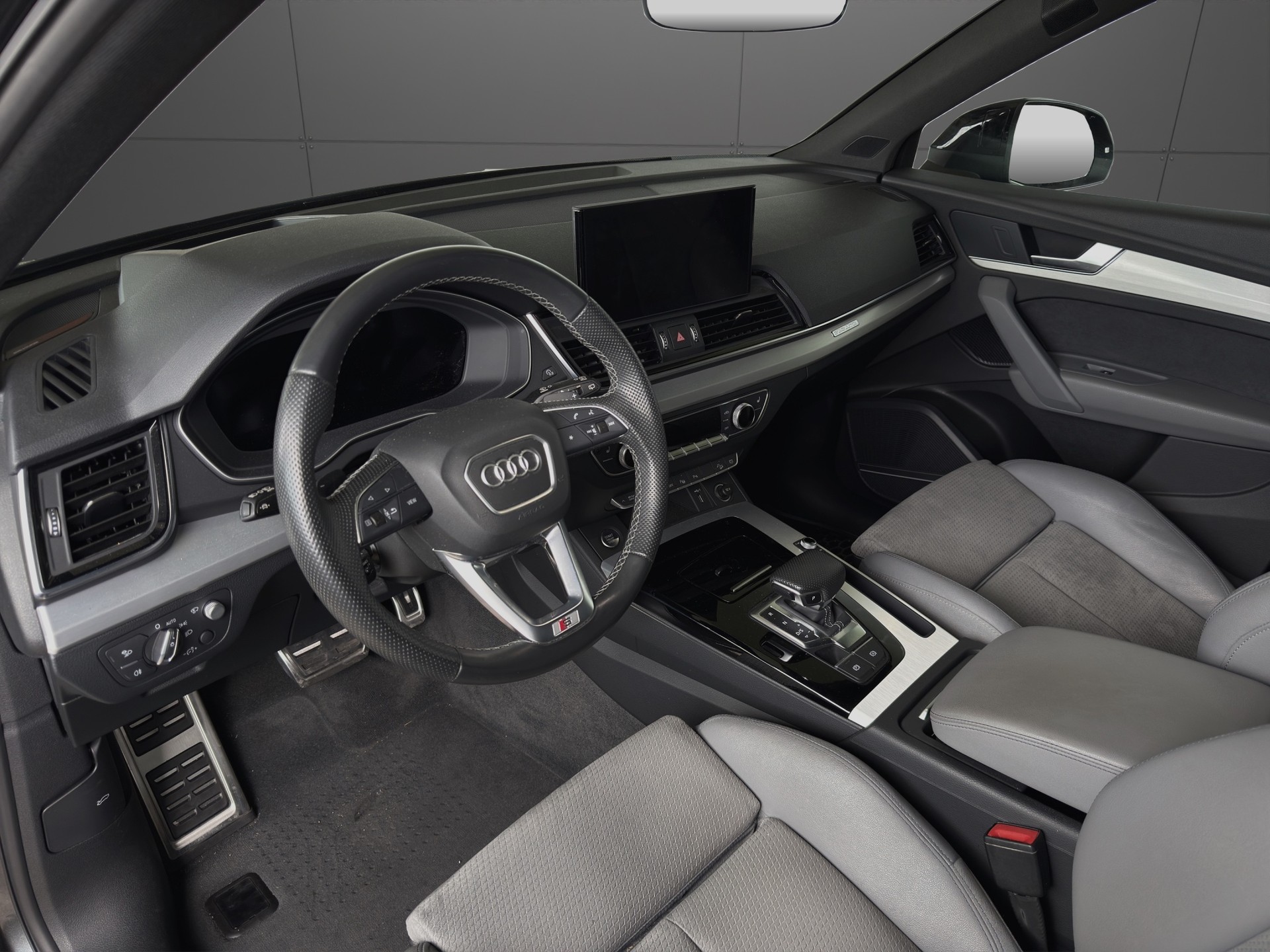 AUDI Q5 Sportback 40 TDI Blackedition quattro S-tronic-image-6